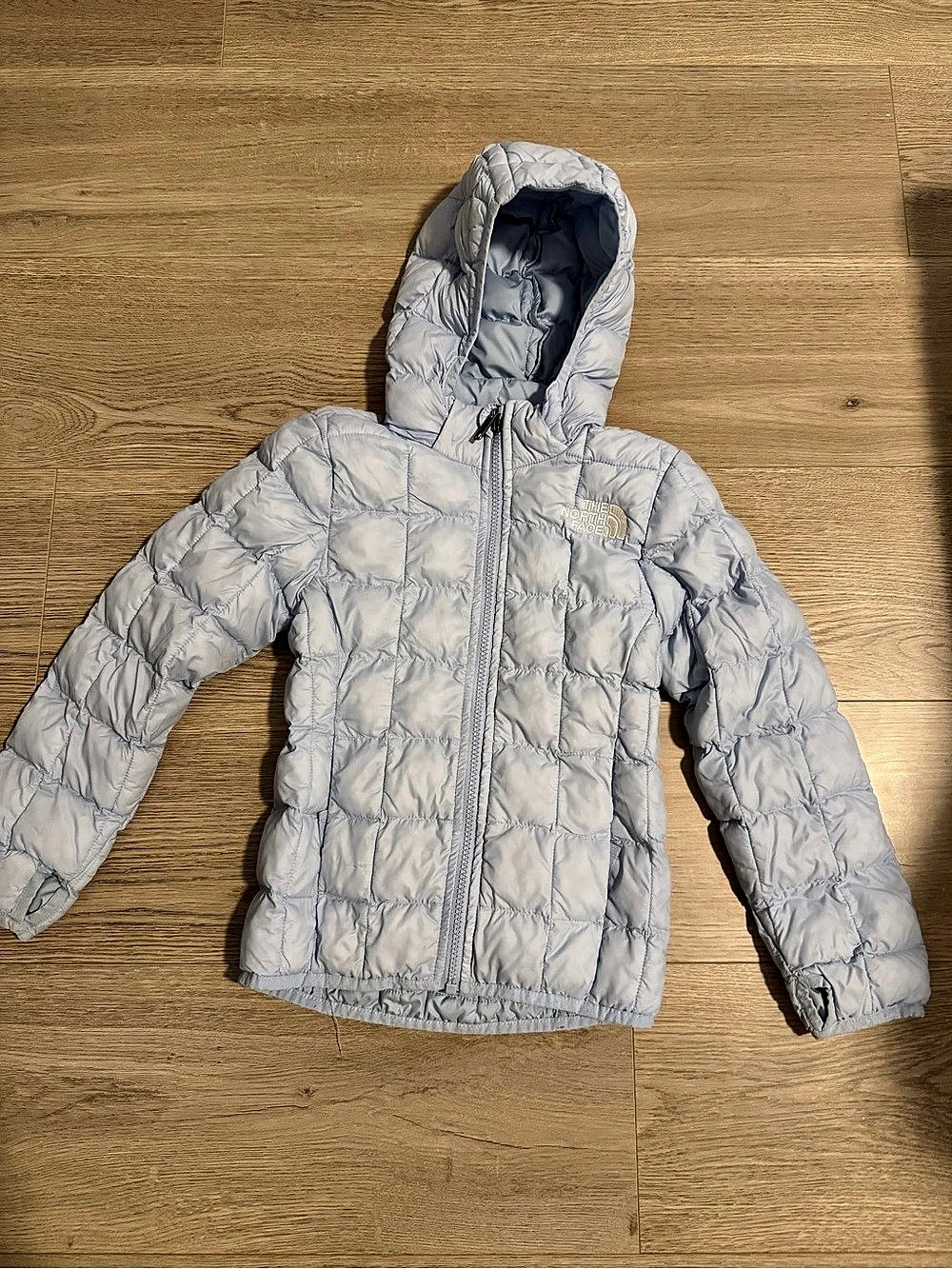 The North Face ThermoBall Hooded Jacket Kids light blue puffer
